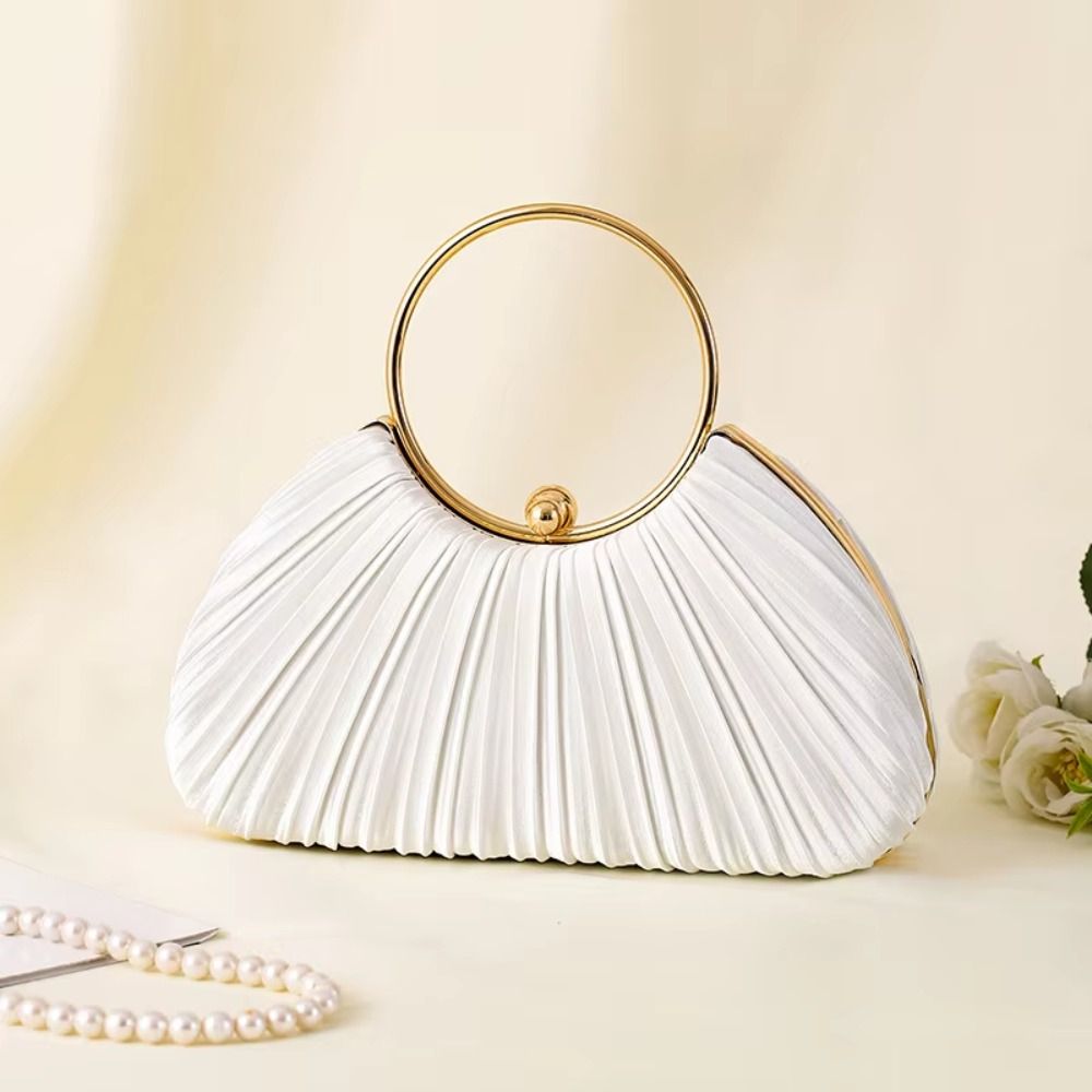 Pleat
