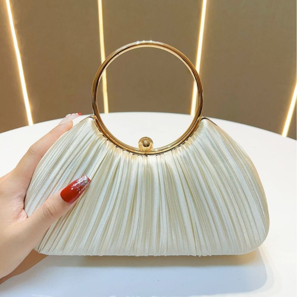 Pleat